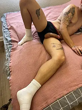 Snapshot of darkdecide chatting on 03-21-26, 12:10 darkdecide online show from 03-21-26, 12:10