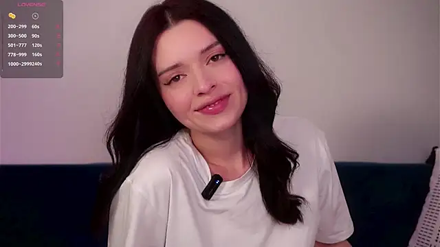 Snapshot of BlissHey chatting on 07-25-26, 04:15 BlissHey online show from 07-25-26, 04:15