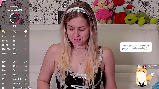 Snapshot of AngelAnty chatting on 11-28-25, 01:47 AngelAnty online show from 11-28-25, 01:47