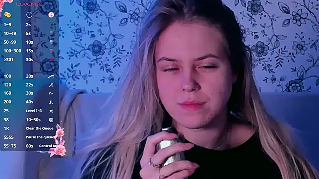 Snapshot of AngelAnty chatting on 02-01-26, 02:48 AngelAnty online show from 02-01-26, 02:48