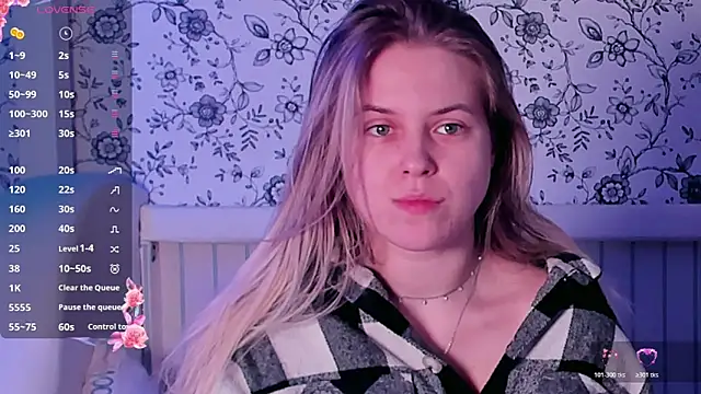 Snapshot of AngelAnty chatting on 02-06-26, 02:09 AngelAnty online show from 02-06-26, 02:09