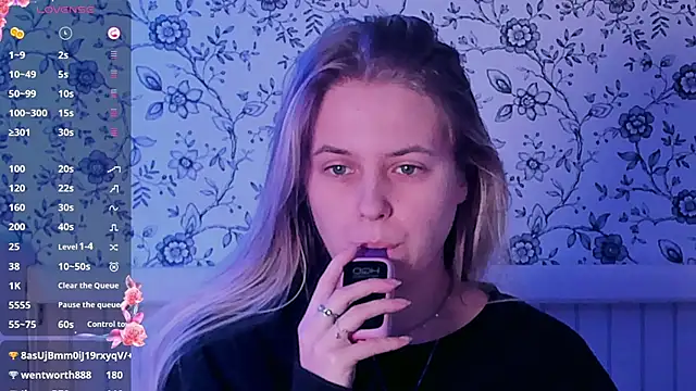 Snapshot of AngelAnty chatting on 02-09-26, 02:21 AngelAnty online show from 02-09-26, 02:21