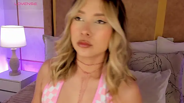 GretaVelvet online show from 08-04-26, 07:27