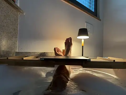 Snapshot of german9inch chatting on 12-29-24, 01:49 german9inch online show from 12-29-24, 01:49