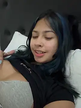 Snapshot of lynn9000 chatting on 02-14-26, 11:56 lynn9000 online show from 02-14-26, 11:56