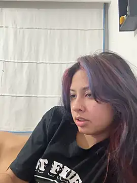 lynn9000 online show from 07-17-26, 11:31