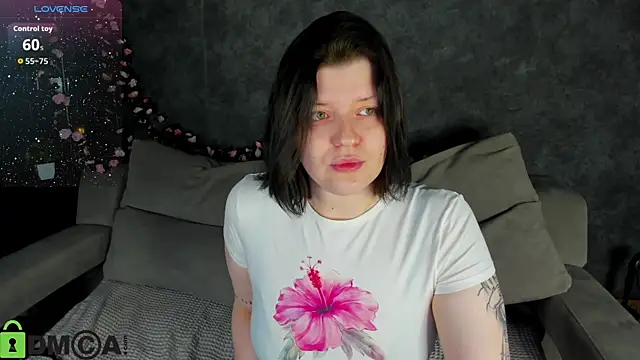 Michele Greenn online show from 10-24-25, 01:13