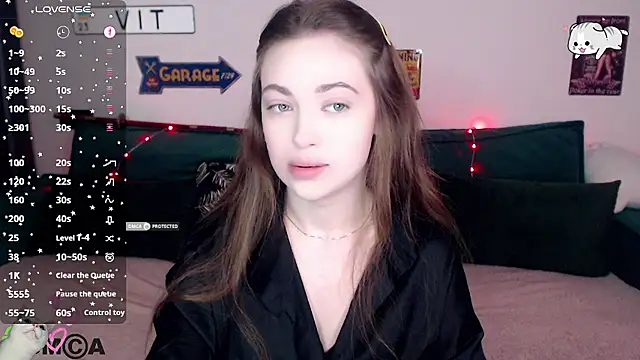 Snapshot of AmourLily chatting on 01-14-26, 07:36 AmourLily online show from 01-14-26, 07:36