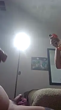 Snapshot of SparklesB1tch chatting on 12-03-25, 11:08 SparklesB1tch online show from 12-03-25, 11:08