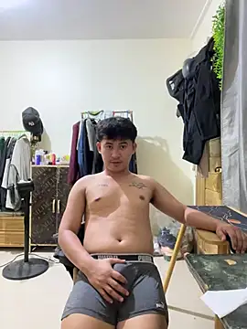 Adim-pinoy146 online show from 06-18-26, 10:36