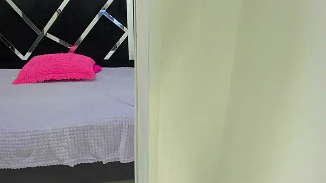 iisabella noa online show from 09-29-25, 01:16