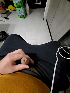 giova17cm online show from 11-19-25, 11:05