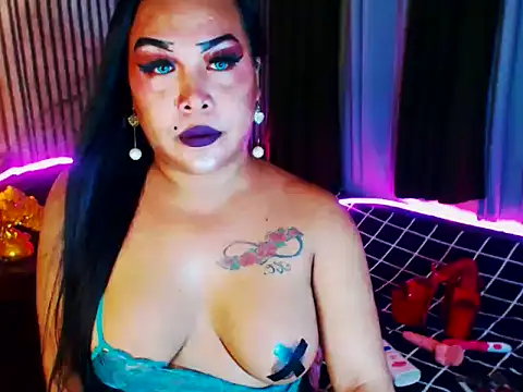 CumFactoryLuna online show from 06-18-26, 09:58