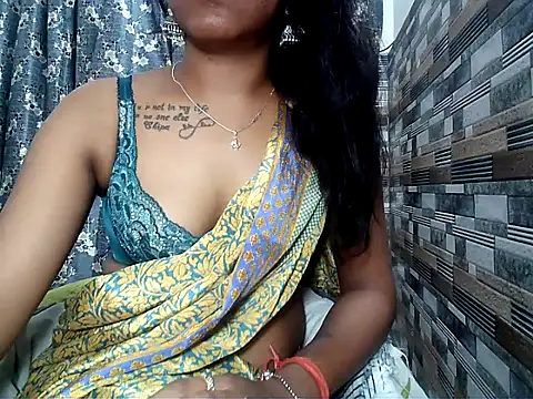 HOT AARVI11 online show from 10-21-25, 03:24