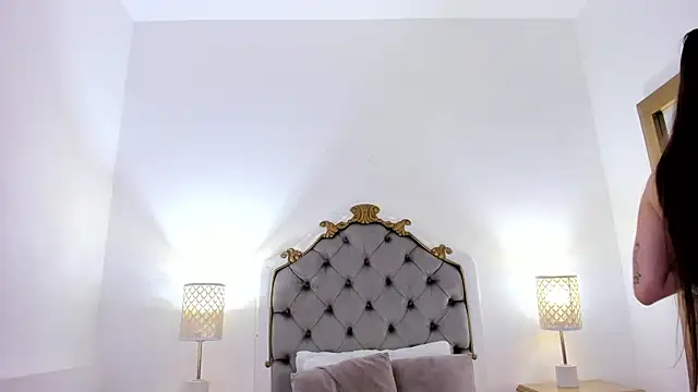 Snapshot of HarleyQueen666 chatting on 01-08-26, 11:23 HarleyQueen666 online show from 01-08-26, 11:23