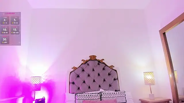 Snapshot of HarleyQueen666 chatting on 03-09-26, 11:14 HarleyQueen666 online show from 03-09-26, 11:14