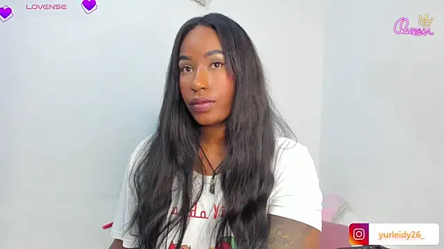 Snapshot of Brandy_brown_ chatting on 01-17-26, 11:41 Brandy brown online show from 01-17-26, 11:41