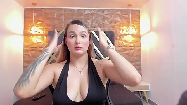 Emmaa white  online show from 04-25-26, 05:10