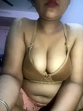 Snapshot of mona_15 chatting on 10-01-25, 11:11 mona 15 online show from 10-01-25, 11:11