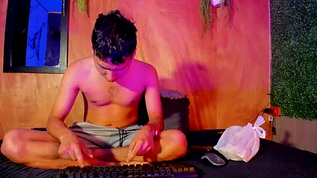 spicy adonhis online show from 03-06-26, 01:18