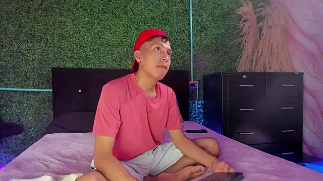 spicy adonhis online show from 04-09-26, 02:22