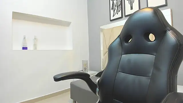 owen  johnson online show from 10-19-25, 11:00