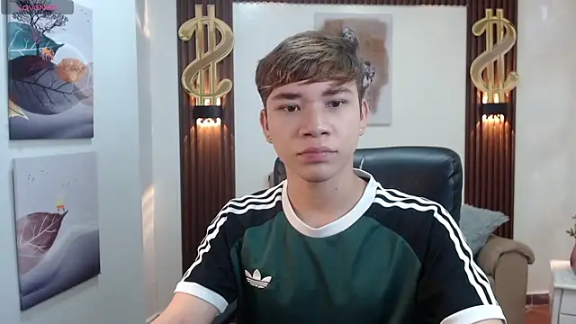 Snapshot of nathanclay chatting on 06-11-26, 12:58 nathanclay online show from 06-11-26, 12:58