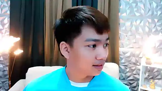 Snapshot of Mister_officer69 chatting on 10-03-25, 02:47 Mister officer69 online show from 10-03-25, 02:47