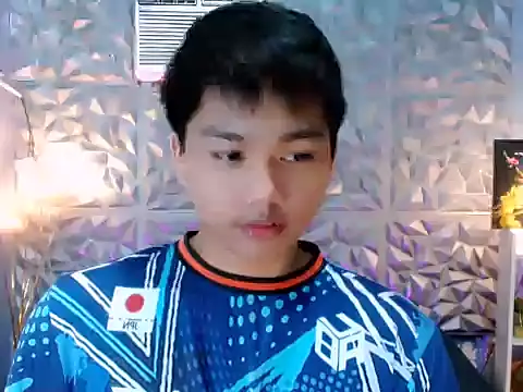 Snapshot of Mister_officer69 chatting on 12-05-25, 12:19 Mister officer69 online show from 12-05-25, 12:19