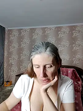 CandiCole online show from 06-20-26, 04:26