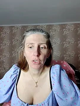 CandiCole online show from 06-26-26, 06:40