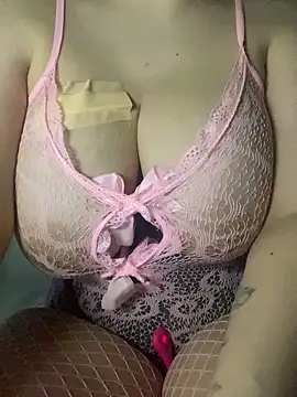 emiliafrancaise online show from 02-14-26, 06:48