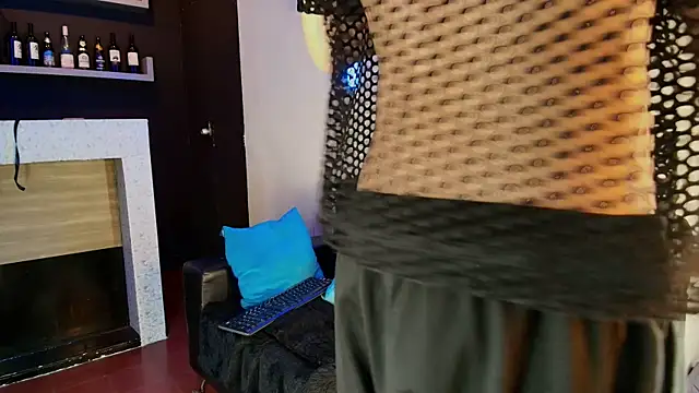  DantFox  online show from 10-20-25, 08:31