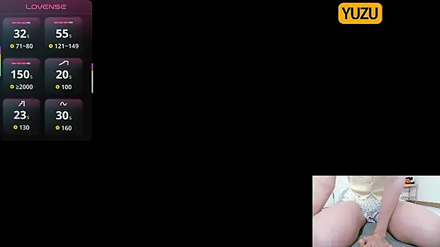 Snapshot of yuzukichi_jp chatting on 10-08-25, 10:35 yuzukichi jp online show from 10-08-25, 10:35