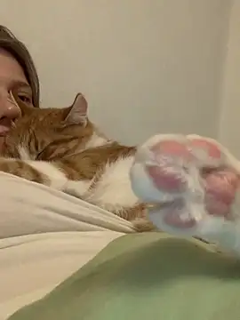 Leya F online show from 09-25-25, 06:44