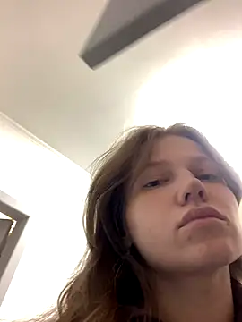 Leya F online show from 09-28-25, 06:13