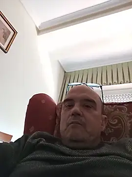 Snapshot of geli45 chatting on 02-26-26, 01:32 geli45 online show from 02-26-26, 01:32