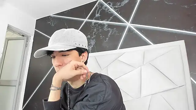 Snapshot of AerumChae chatting on 05-12-26, 12:13 AerumChae online show from 05-12-26, 12:13