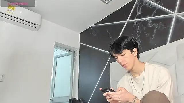 AerumChae online show from 06-27-26, 12:22