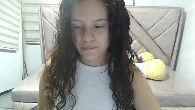 Velvet Moon V online show from 09-22-25, 01:02