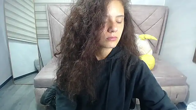 Velvet Moon V online show from 09-24-25, 01:14