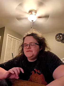 Snapshot of TheMistyPrice chatting on 10-13-25, 11:32 TheMistyPrice online show from 10-13-25, 11:32