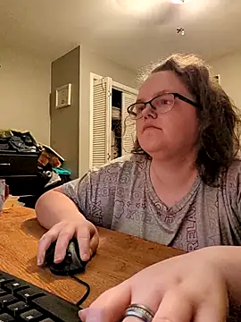 Snapshot of TheMistyPrice chatting on 12-18-25, 12:22 TheMistyPrice online show from 12-18-25, 12:22