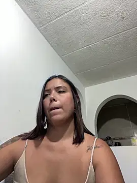 Snapshot of LICEET chatting on 09-21-25, 12:12 LICEET online show from 09-21-25, 12:12