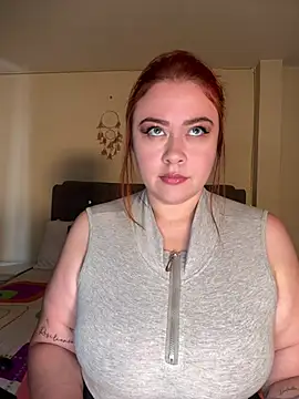 maddy Bloomm online show from 02-12-26, 04:46