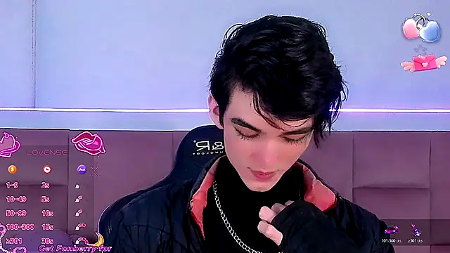 Baby FenixTS online show from 12-15-25, 07:01