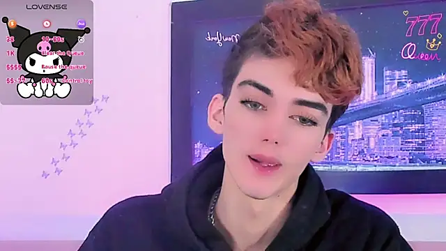 Snapshot of Baby_FenixTS chatting on 06-11-26, 02:11 Baby FenixTS online show from 06-11-26, 02:11