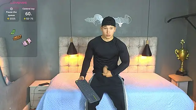 Horny nick18 online show from 09-12-25, 01:22