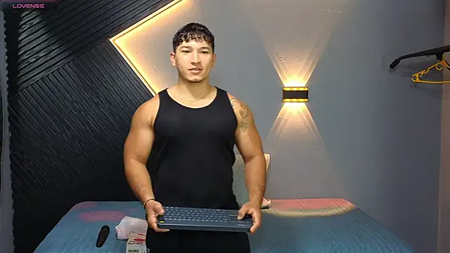 Horny nick18 online show from 02-28-26, 12:17