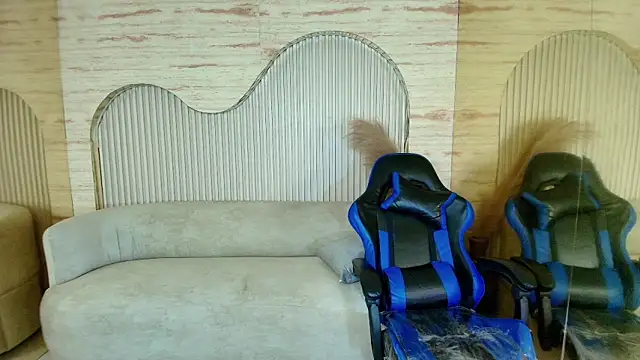 valentina r  online show from 10-24-25, 03:25